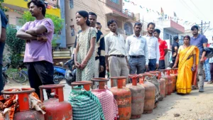 LPG Gas Cylinder Shortage in India 2026: Full Explanation